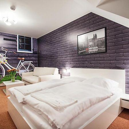 Relax21 Hotel Uhersky Ostroh Bilik gambar