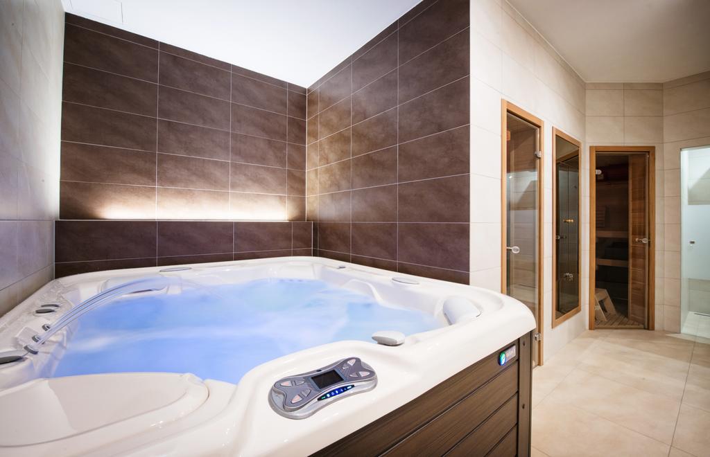 Relax21 Hotel Uhersky Ostroh Luaran gambar